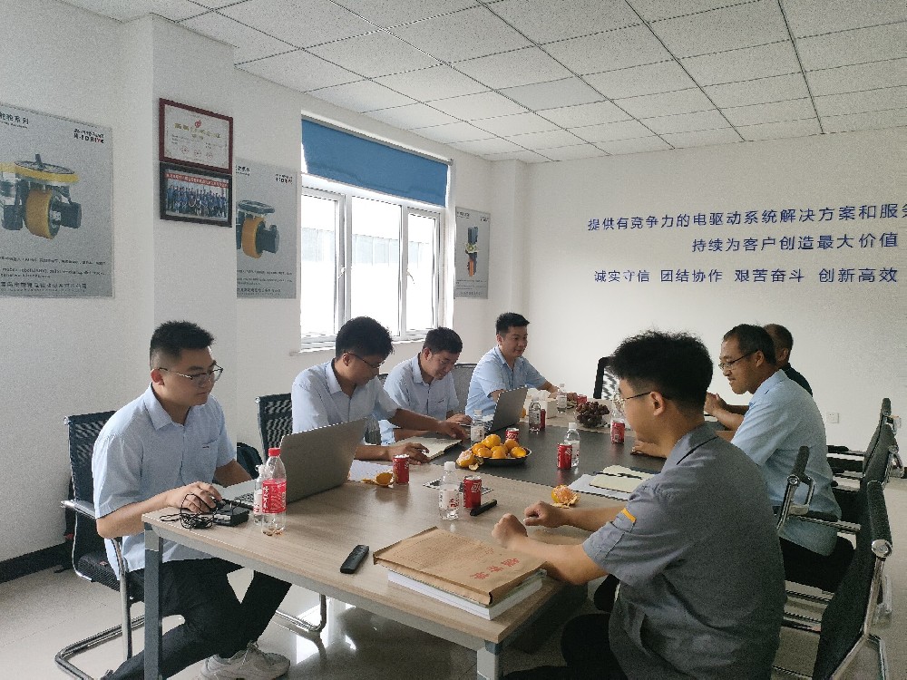 合力工業車輛有限公司專家領導再次蒞臨指導，共譜發展新篇